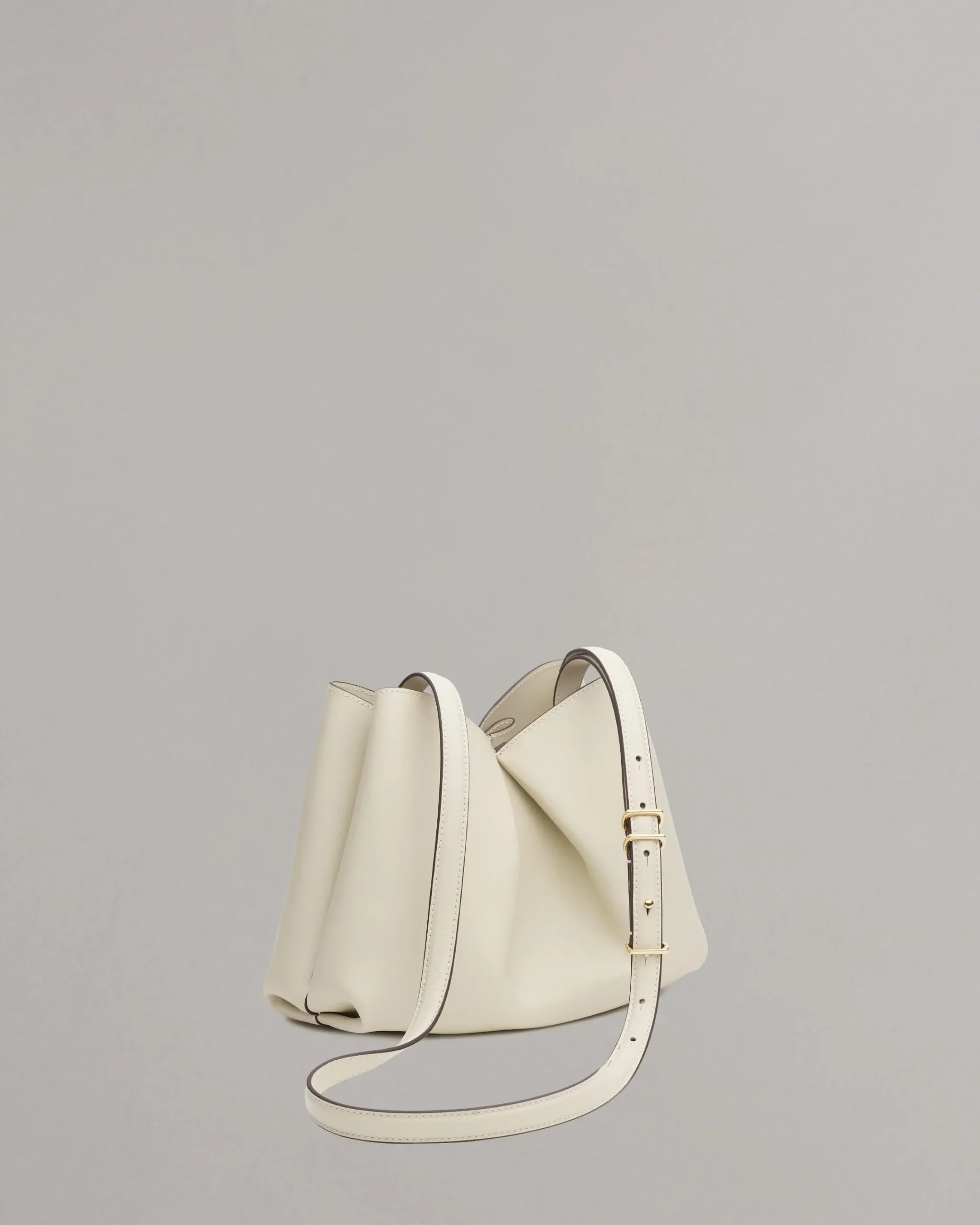 Clearance Bloom Medium Italian Calf Leather Crossbody Bag Women Handbags