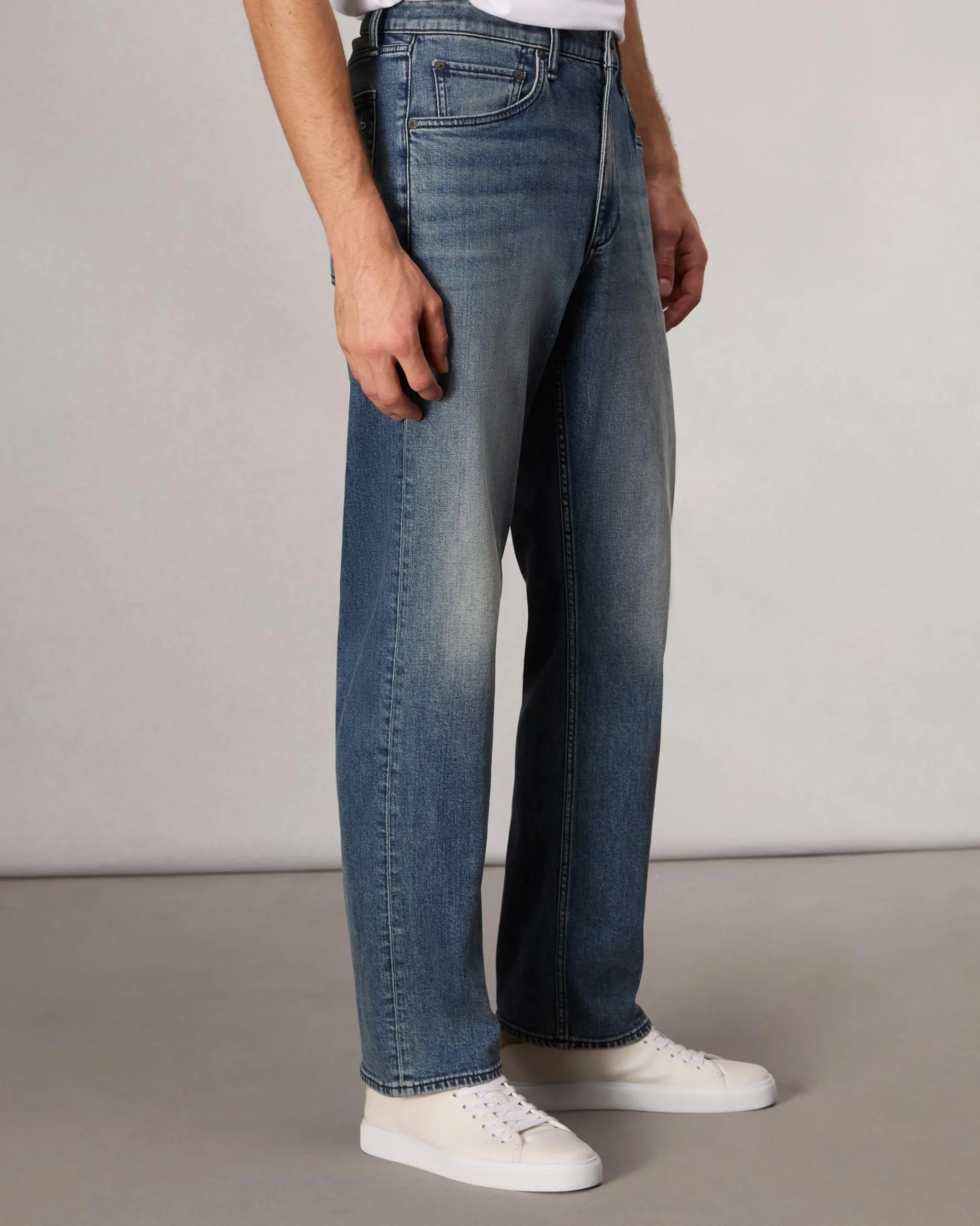 Fashion Fit 4 Straight Fit Jean Jeans