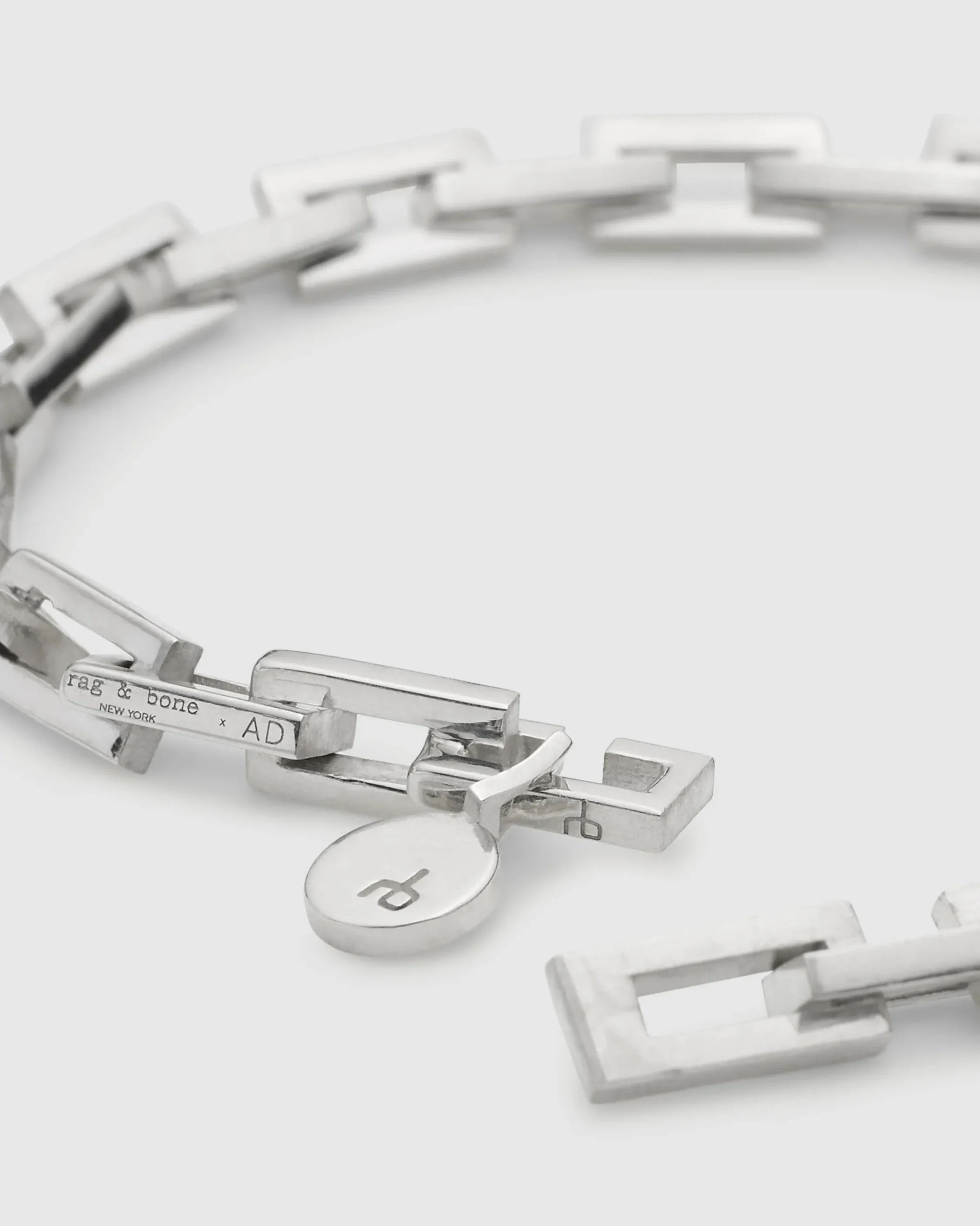 Online The Large Link Bracelet Jewelry